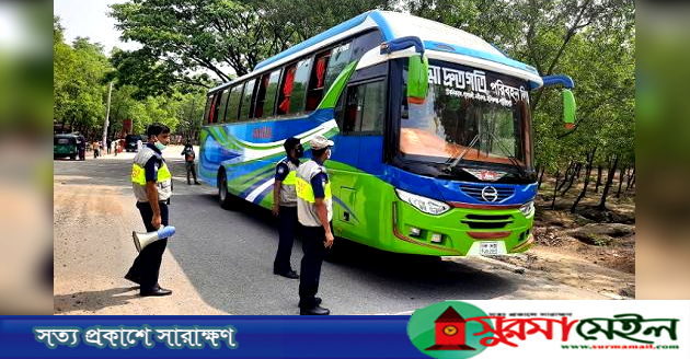 জাফলংয়ে ঘুরতে আসা পর্যটকদের ফিরিয়ে দিচ্ছে পুলিশ
