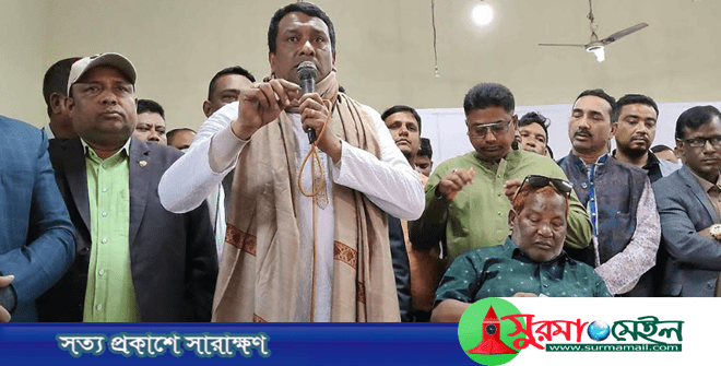 ঠাকুরগাঁওয়ে মনোনয়ন জমা দিলেন যুবলীগ নেতা আপেল