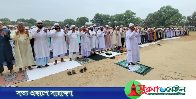 ঠাকুরগাঁওয়ে বৃষ্টি চেয়ে ইসতিসখার জামাতে হাজারো মানুষ