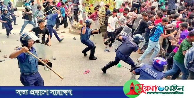 ঠাকুরগাঁওয়ে শিক্ষার্থীদের কর্মসূচীতে পুলিশের লাঠিচার্জ, আহত ২০
