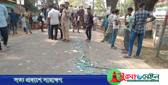 জকিগঞ্জে বাসচাপায় স্কুলছাত্র নিহত, আহত ৩: সড়ক অবরোধ