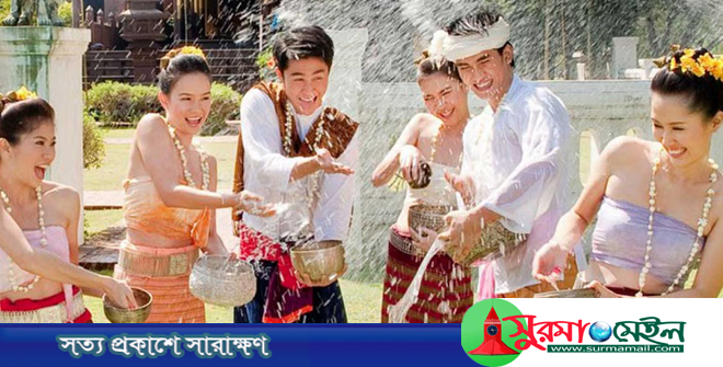 দেশে দেশে নতুন বছর বরণের অদ্ভুত যত রীতি