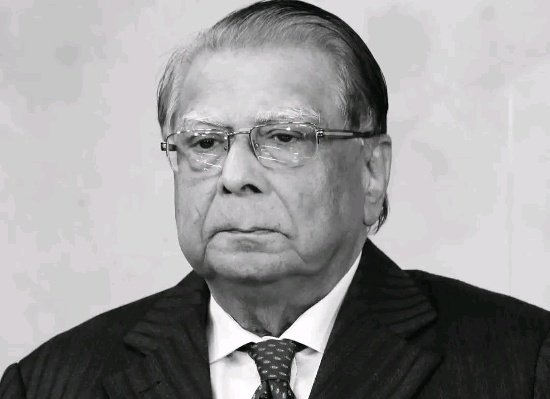 সাবেক সচিব ইনাম আহমেদ চৌধুরী আর নেই