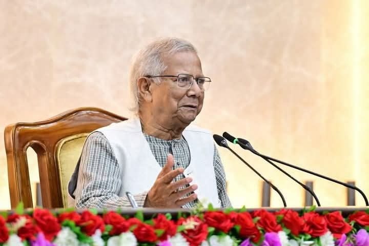 ড. ইউনূস ‘পদত্যাগের বিষয়ে ভাবছেন’: নাহিদ ইসলাম