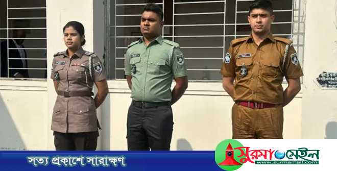 পুলিশের পোশাক পরিবর্তনের সিদ্ধান্ত পুনর্বিবেচনার আহ্বান