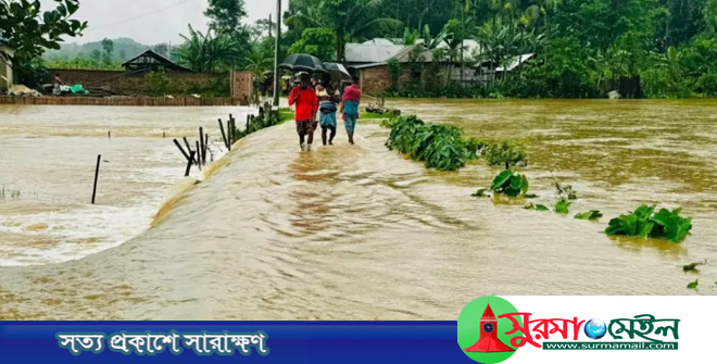 পাহাড়ি ঢলে কমলগঞ্জের দুটি গ্রাম প্লাবিত