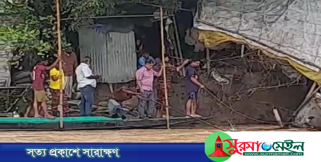 তাহিরপুরে পাহাড়ি ঢলে ঘরের সঙ্গে ভেসে গেল যুবক