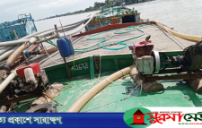 সুরমা নদীতে দুটি ড্রেজারসহ বালু বোঝাই ট্রলার জব্দ, গ্রেপ্তার ২