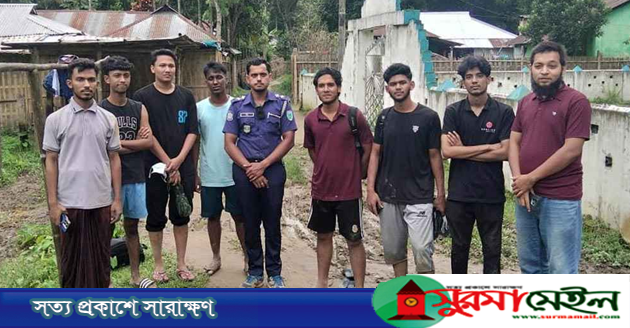 হামহাম জলপ্রপাতে বেড়াতে এসে আটকে পড়া ১০ পর্যটক উদ্ধার