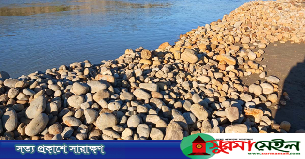 আবারও লোভার জব্দকৃত পাথর চুরি করে নিয়ে যাওয়া হচ্ছে আটগ্রামে