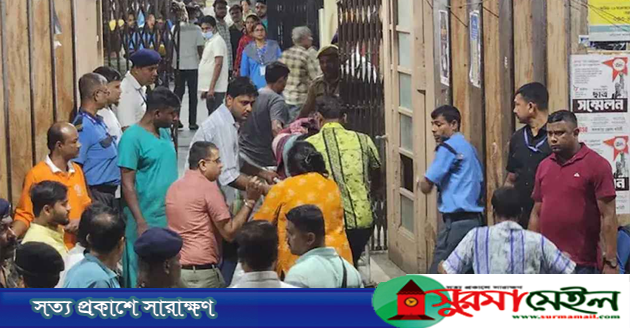 কলকাতায় পূজামণ্ডপে পদদলিত হয়ে ১৭ জনের মৃত্যু